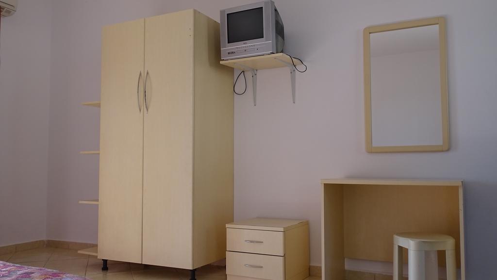Residence Jazoj Vlorë Εξωτερικό φωτογραφία